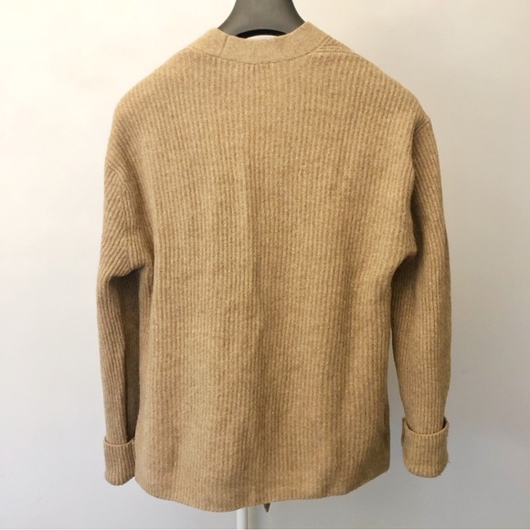 UNIQLO 100% Wool Oversized Minimalist Beige V Neck Sweater Cardigan. Women Large - Picture 12 of 16